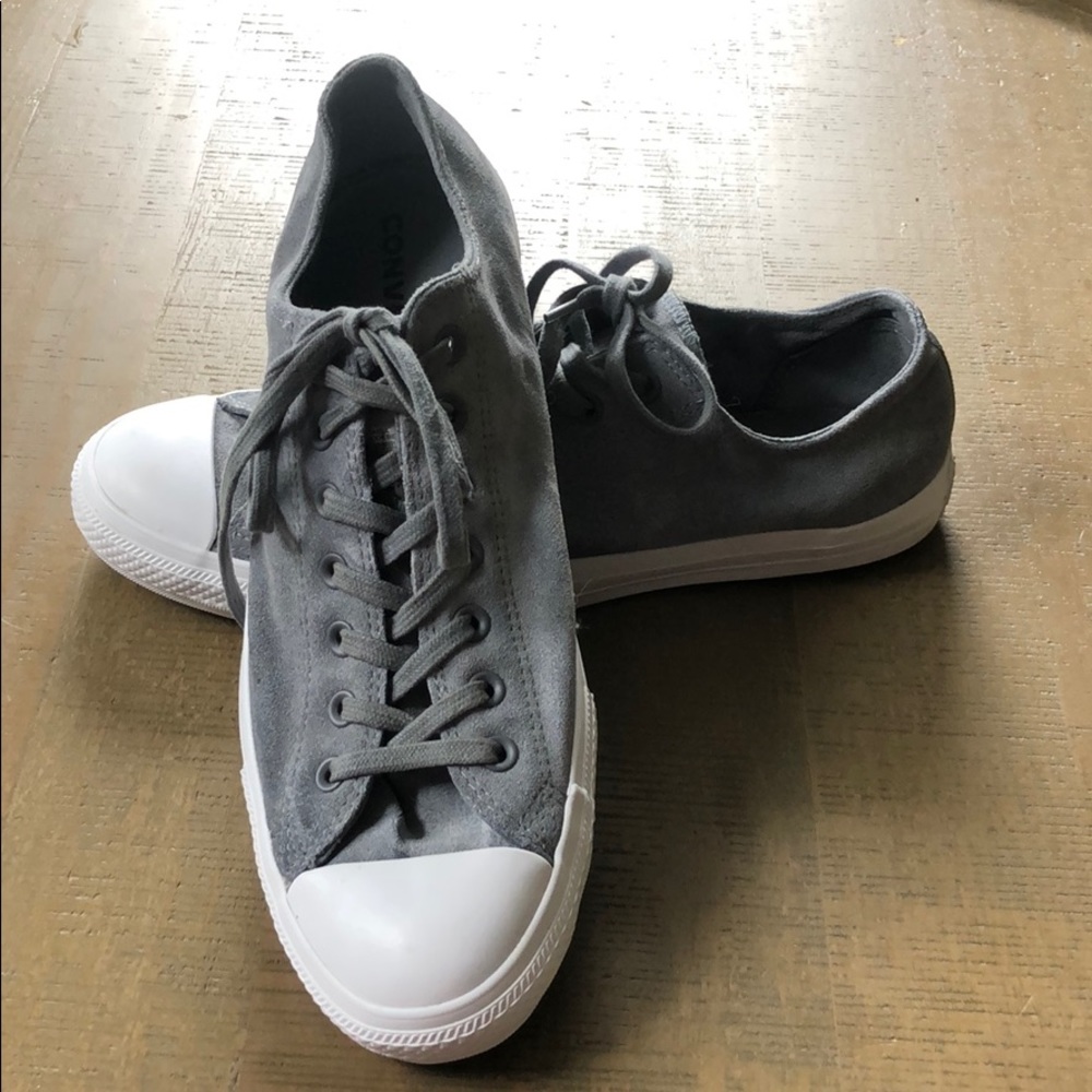 Men’s Converse shoes size 12